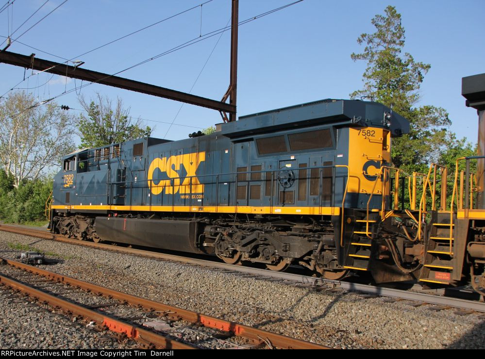 CSX 7582